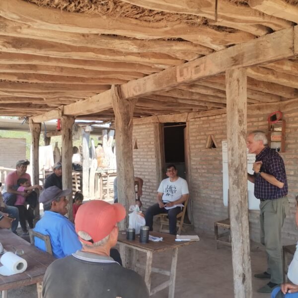 Taller de sanidad animal junto a familias de nuestra zona de influencia